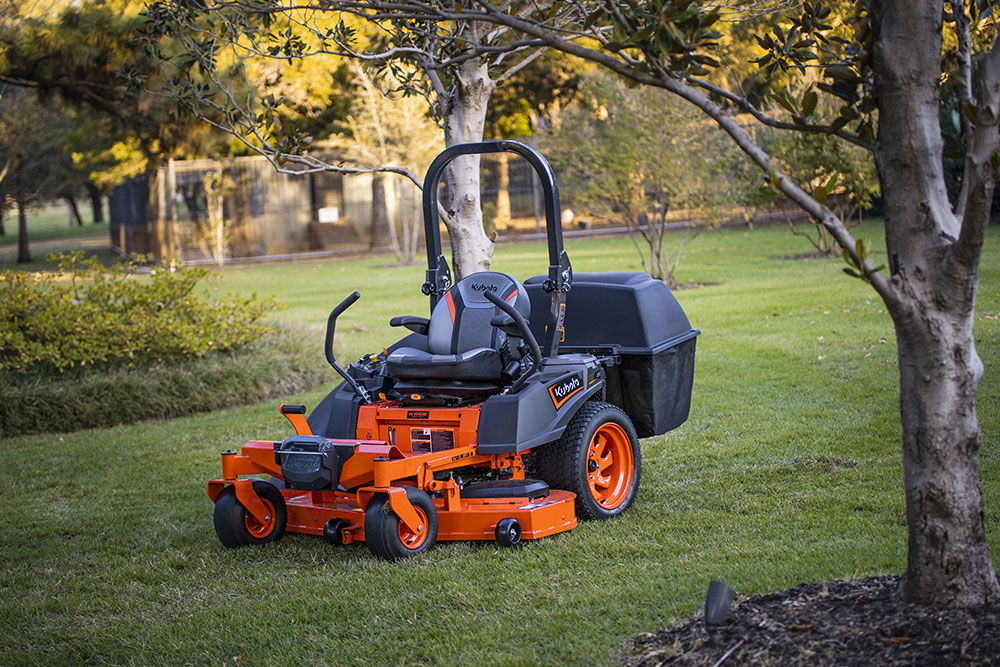 Kesteloot Enterprises Kubota Showroom Zero Turn Mowers Z242KW 48